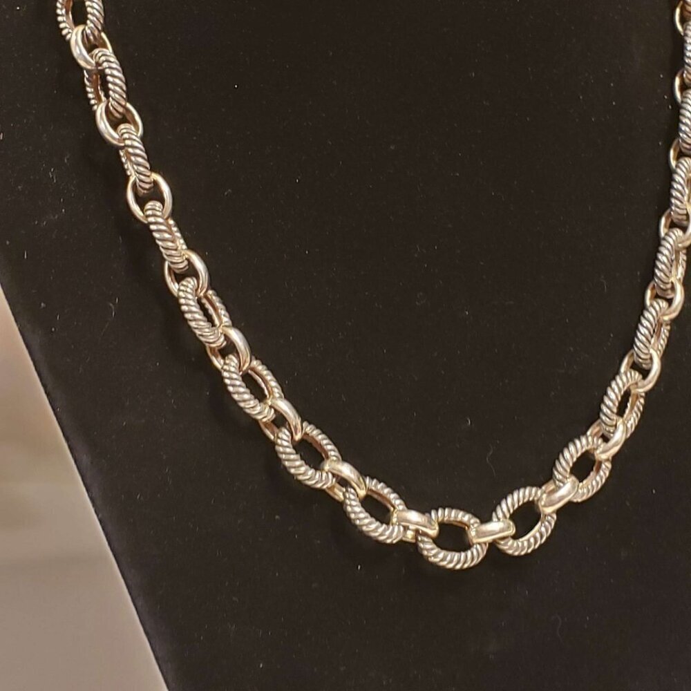 Vintage Sterling Silver 925 Marked Rope Chain Link Necklace With Toggle Closure - Picture 3 of 7
